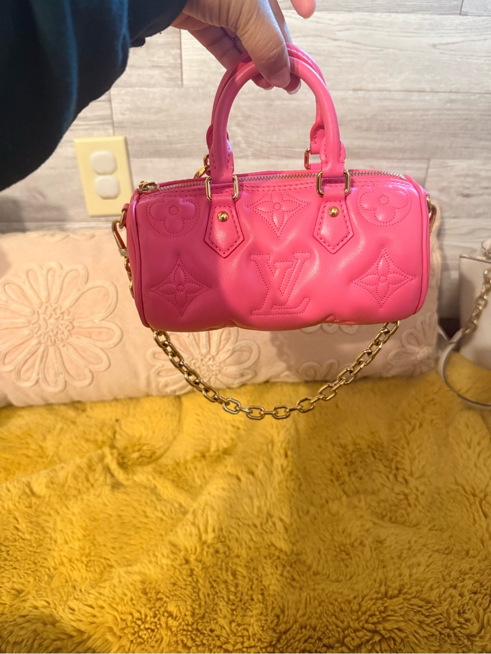 Louis Vuitton dragon fruit pink bubblegram Monogram Barrel Papillon bag - Picture 6 of 11
